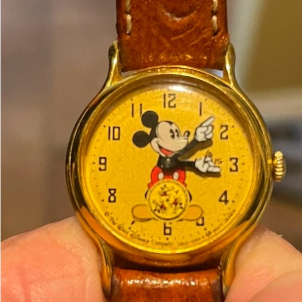 Disney Mickey Mouse Gold Watch